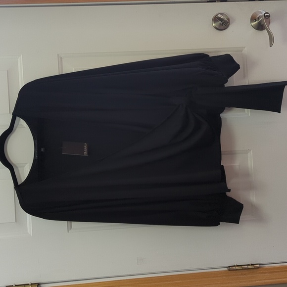 NWT - Eloquii Wrap Top With Loop Tie - Picture 2 of 10